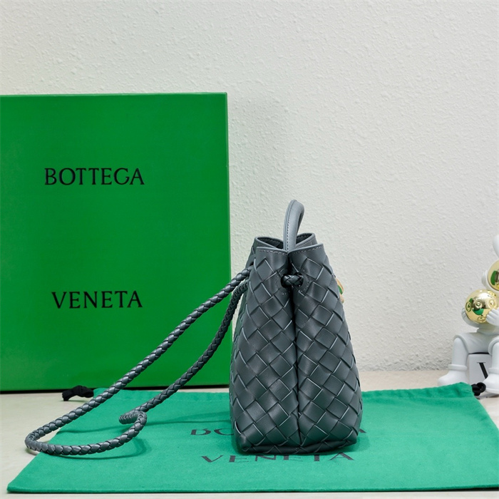 BOTTEGA VENETA 보테가베네타 안디아모 스몰 토트백 74630 2024/신상