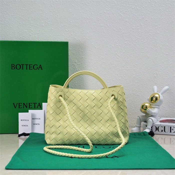 BOTTEGA VENETA 보테가베네타 안디아모 스몰 토트백 74630 2024/신상