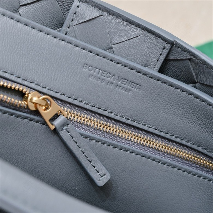 BOTTEGA VENETA 보테가베네타 안디아모 스몰 토트백 74630 2024/신상