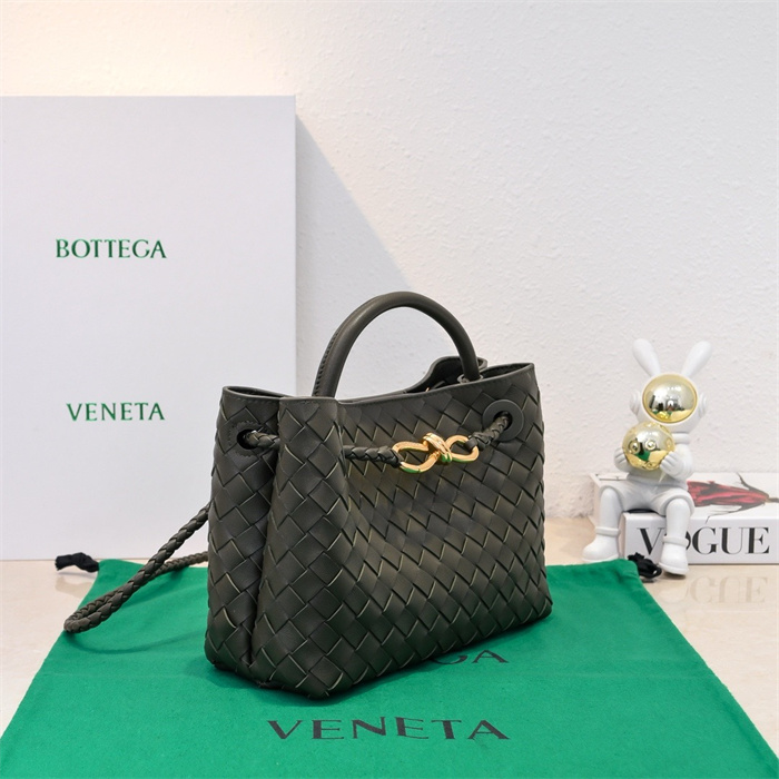 BOTTEGA VENETA 보테가베네타 안디아모 스몰 토트백 74630 2024/신상