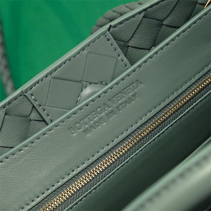 BOTTEGA VENETA 보테가베네타 안디아모 스몰 토트백 74630 2024/신상