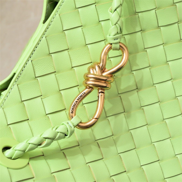 BOTTEGA VENETA 보테가베네타 안디아모 스몰 토트백 74630 2024/신상