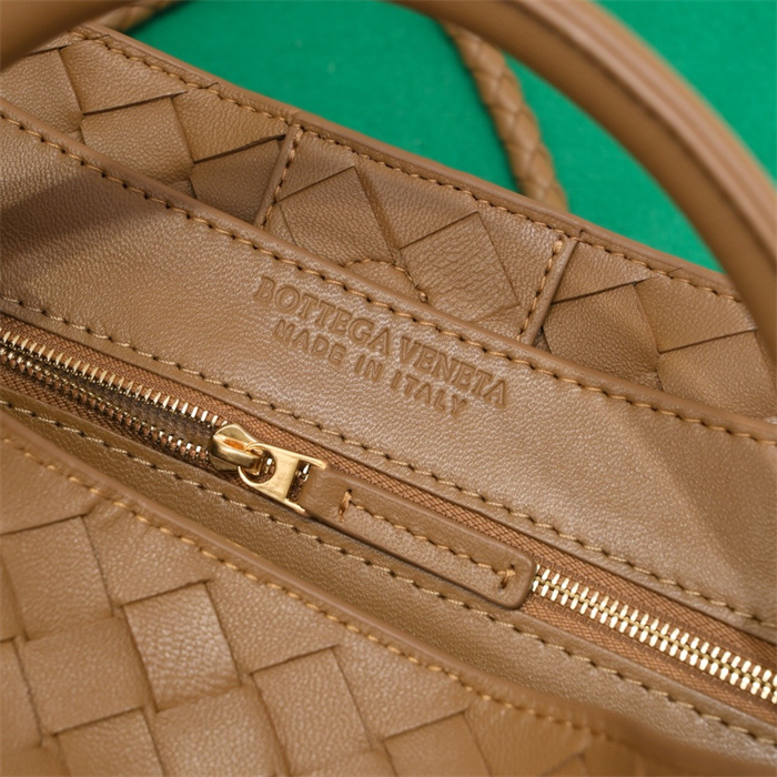 BOTTEGA VENETA 보테가베네타 안디아모 스몰 토트백 74630 2024/신상