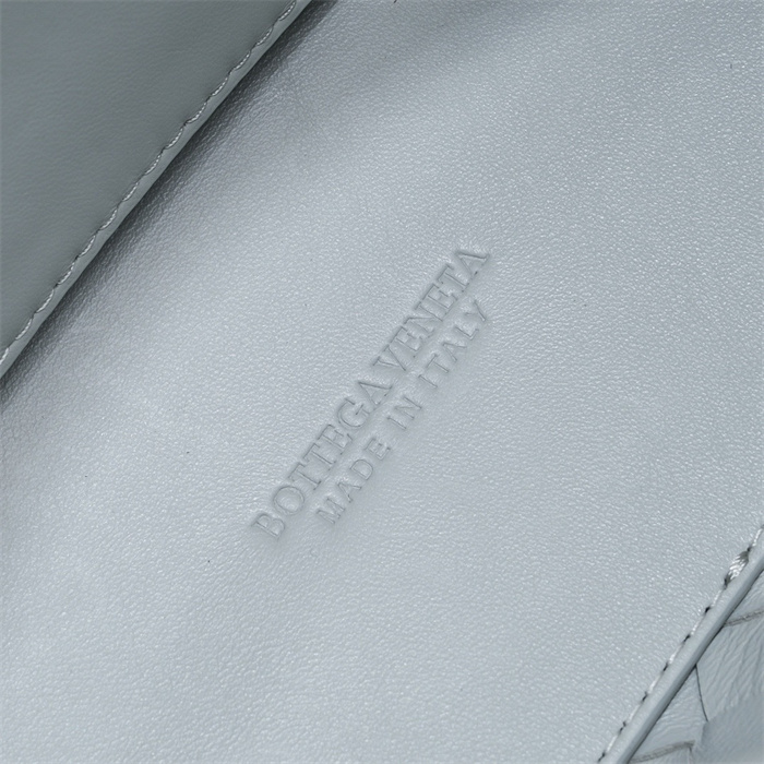 BOTTEGA VENETA 보테가베네타 안디아모 스몰 토트백 74630 2024/신상