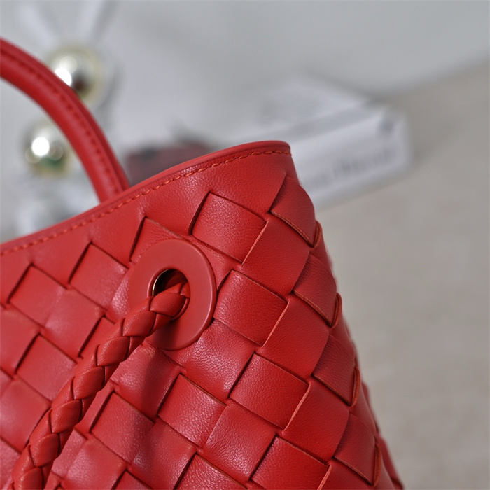 BOTTEGA VENETA 보테가베네타 안디아모 스몰 토트백 74630 2024/신상