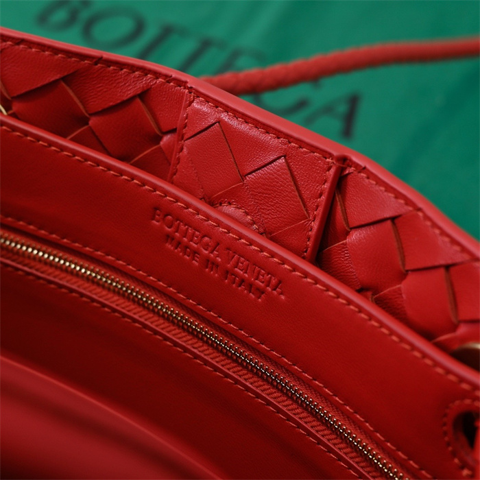 BOTTEGA VENETA 보테가베네타 안디아모 스몰 토트백 74630 2024/신상