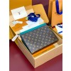 LOUIS VUITTON 루이비통 포쉐트 보야주 클러치백 MM M12820 2024/신상 4COLOR