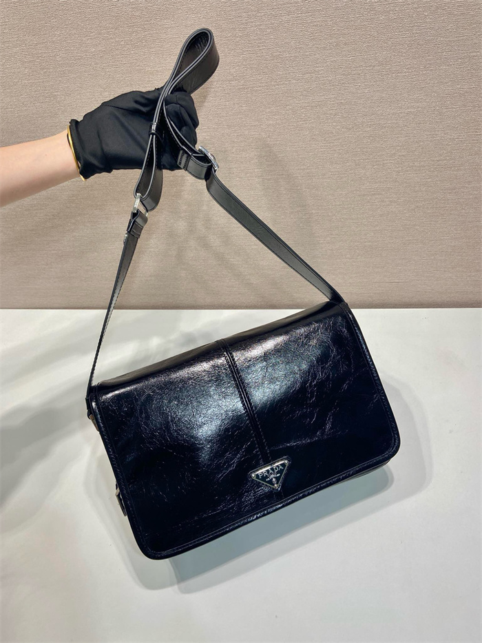 PRADA 프라다 레더 크로스백 2VD073 2024/신상