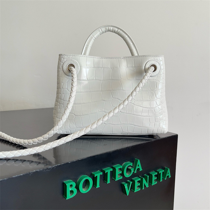 BOTTEGA VENETA 보테가베네타 안디아모 토트백 777614 2024/신상