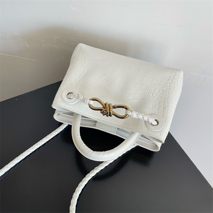 BOTTEGA VENETA 보테가베네타 안디아모 토트백 777614 2024/신상