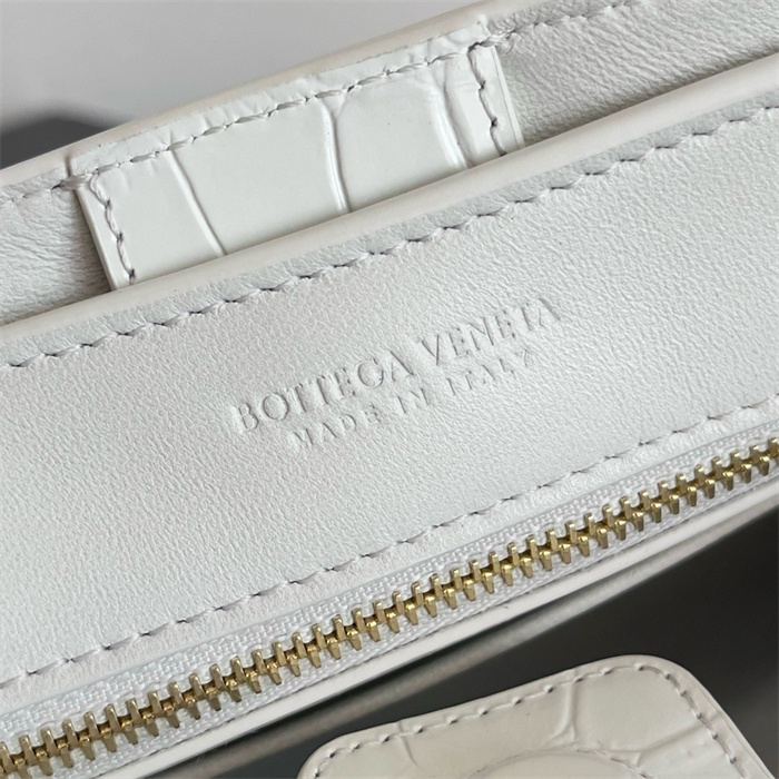 BOTTEGA VENETA 보테가베네타 안디아모 토트백 777614 2024/신상