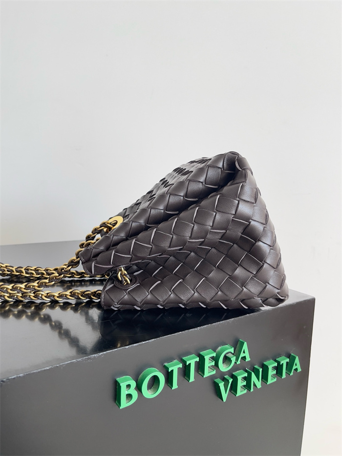 BOTTEGA VENETA 보테가베네타 패러슈트 스몰 크로스백 817175 2024/신상