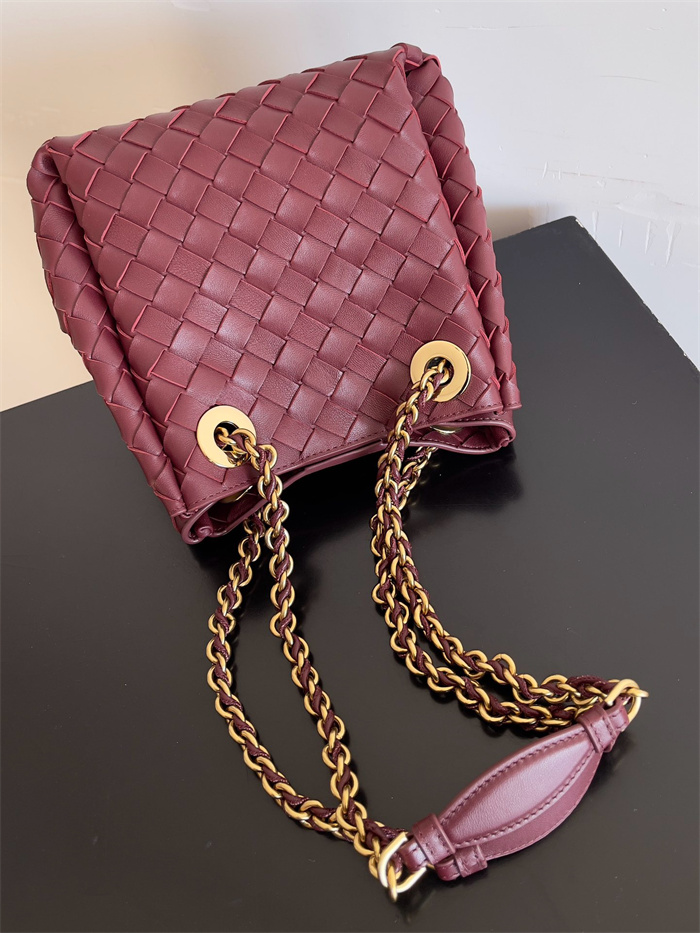 BOTTEGA VENETA 보테가베네타 패러슈트 스몰 크로스백 817175 2024/신상
