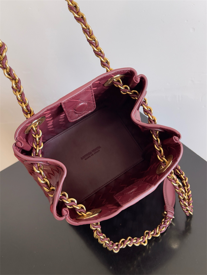 BOTTEGA VENETA 보테가베네타 패러슈트 스몰 크로스백 817175 2024/신상
