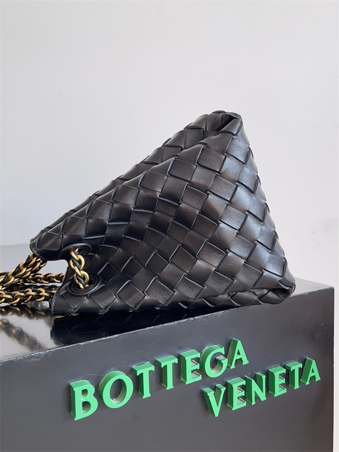 BOTTEGA VENETA 보테가베네타 패러슈트 스몰 크로스백 817175 2024/신상
