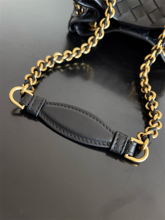 BOTTEGA VENETA 보테가베네타 패러슈트 스몰 크로스백 817175 2024/신상