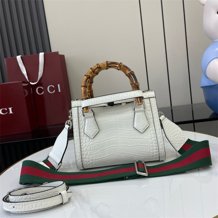GUCCI 구찌 다이애나 미니 토트백 702732 2024/신상 3COLOR