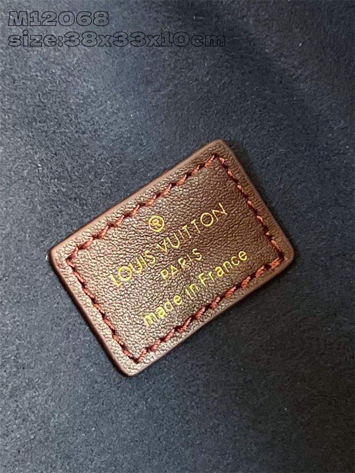LOUIS VUITTON 루이비통 쿠상 호보백 MM M12068 2024/신상