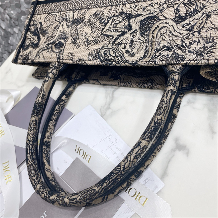 DIOR 디올 오블리크 미디움 북 토트백 M1286 2024/신상