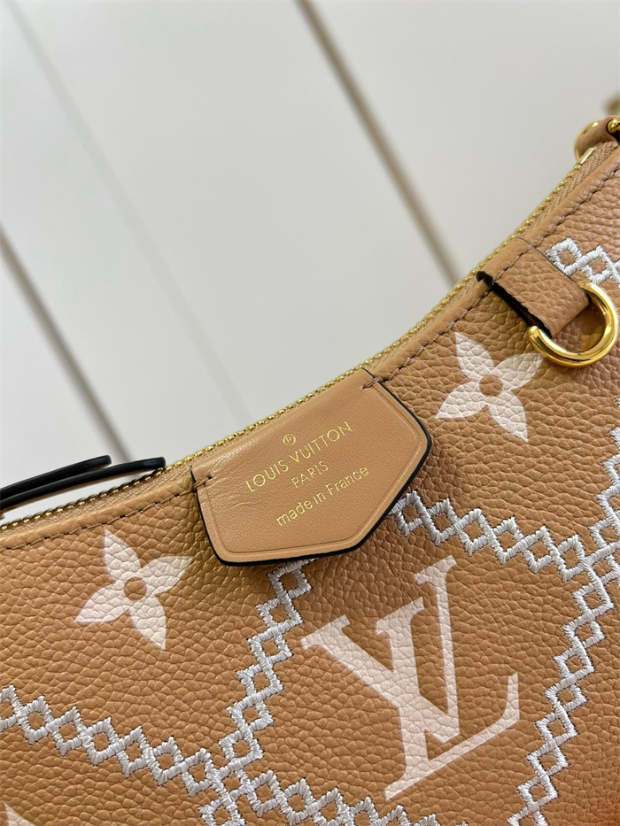 LOUIS VUITTON 루이비통 이지 파우치 온 스트랩 숄더백 M80349 2024/신상
