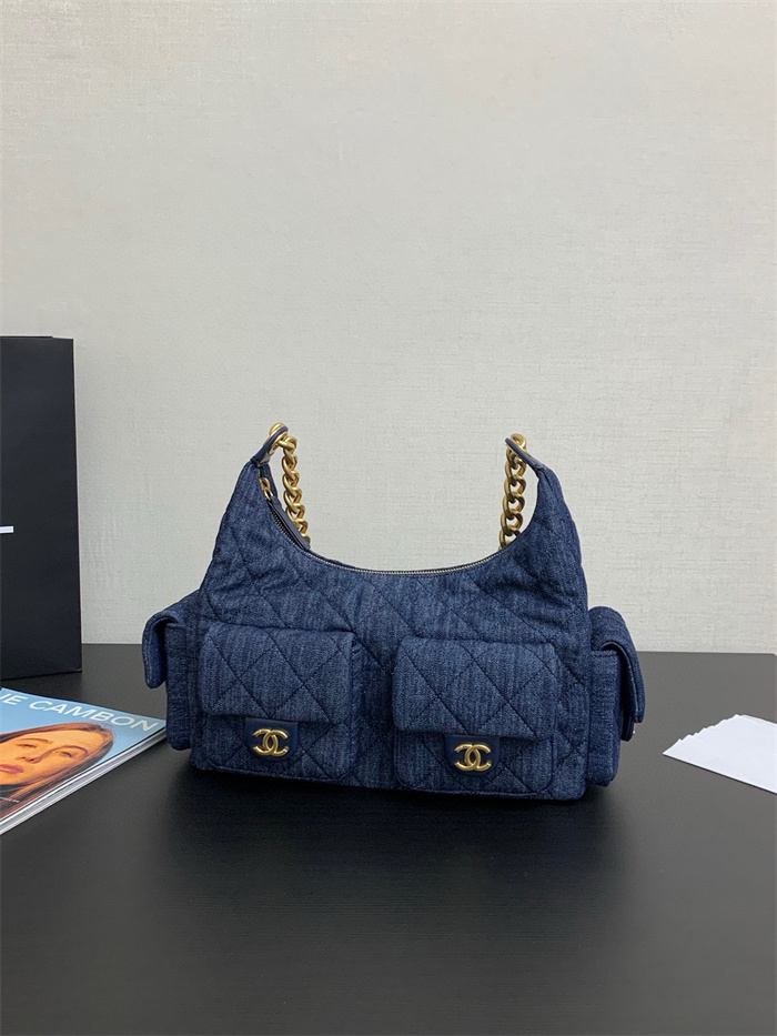 CHANEL 샤넬 맥시 데님 호보백 AS5302 2024/신상 2COLOR