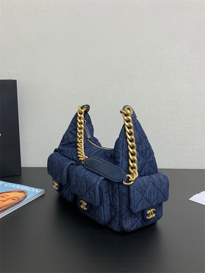 CHANEL 샤넬 맥시 데님 호보백 AS5302 2024/신상 2COLOR