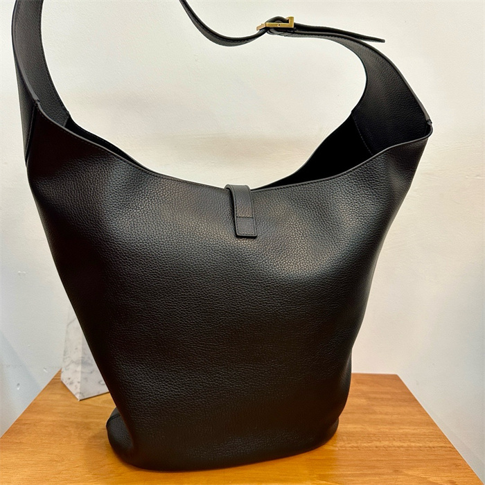 SAINT LAURENT 생로랑 LE5A7 미라지 버킷백 793088 2024/신상