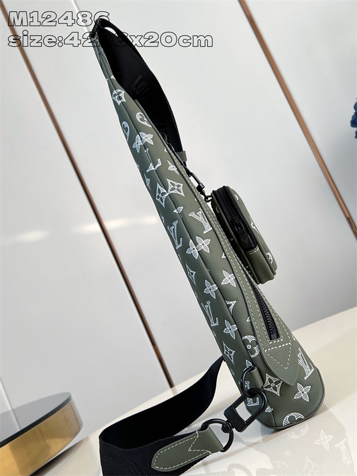 LOUIS VUITTON 루이비통 범백 M12486 2024/신상