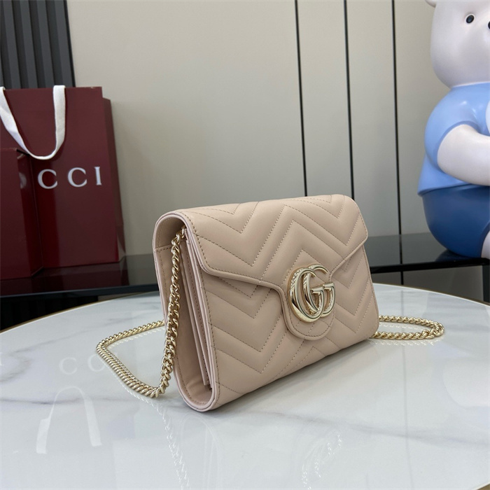 GUCCI 구찌 GG 마몬트 마틀라쎄 미니 체인백 474575 2024/신상