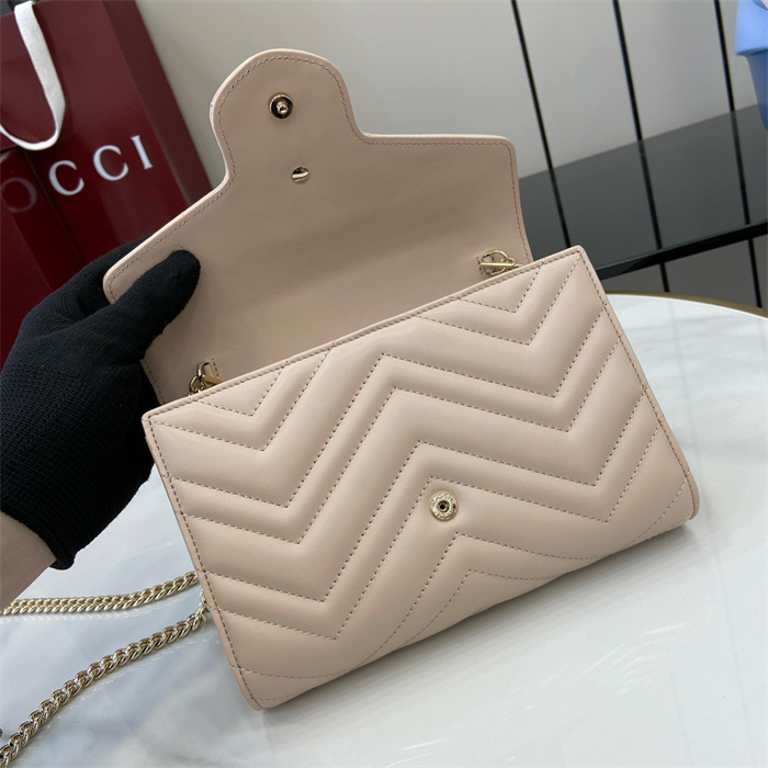 GUCCI 구찌 GG 마몬트 마틀라쎄 미니 체인백 474575 2024/신상