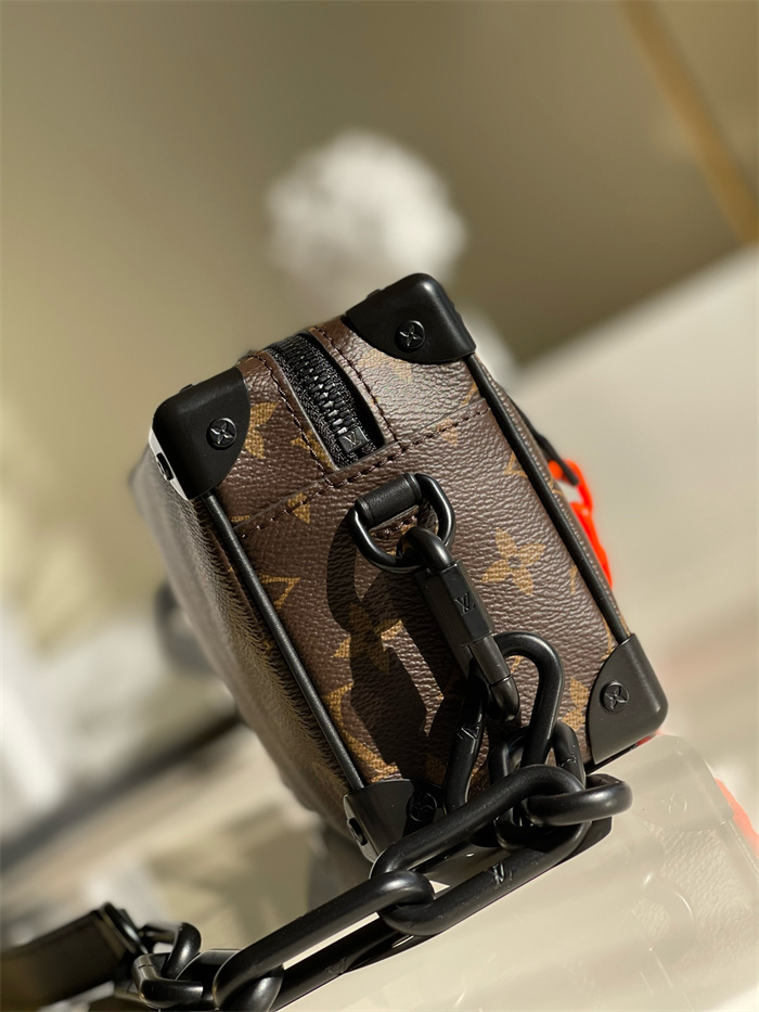 LOUIS VUITTON 루이비통 미니 소프트 트렁크백 M44480 2024/신상