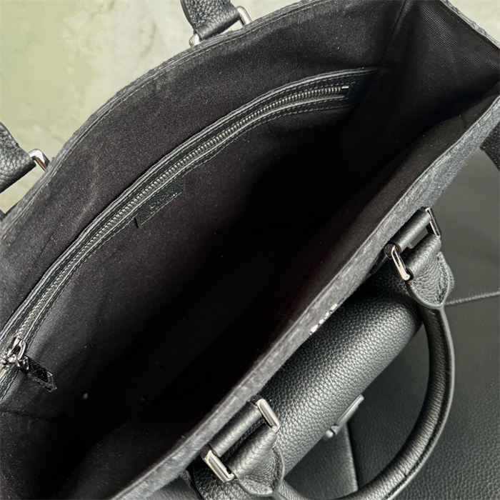  DIOR 디올 오블리크 새들 토트 숄더백 M9261 2024/신상
