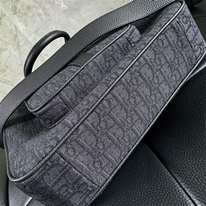  DIOR 디올 오블리크 새들 토트 숄더백 M9261 2024/신상