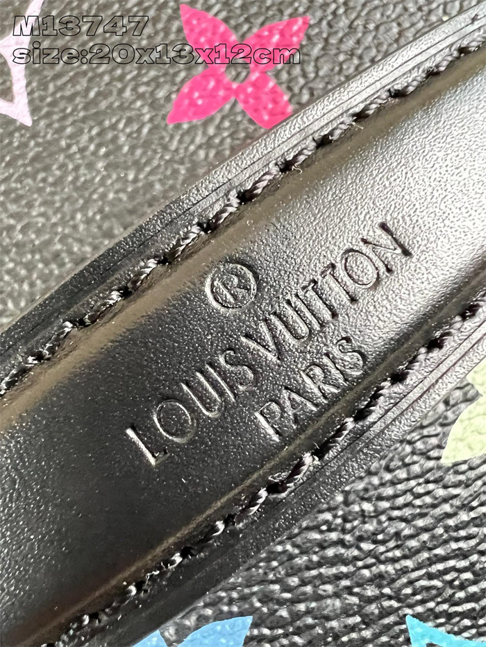 LOUIS VUITTON 루이비통 나이스 미니 파우치백 M13747 2024/신상