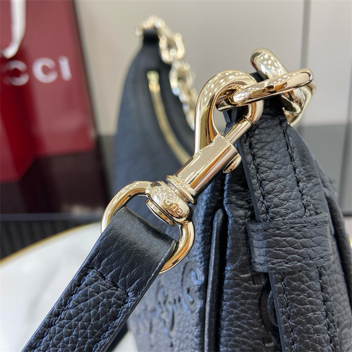 GUCCI 구찌 GG 엠블럼 미디엄 숄더백 820453 3COLOR