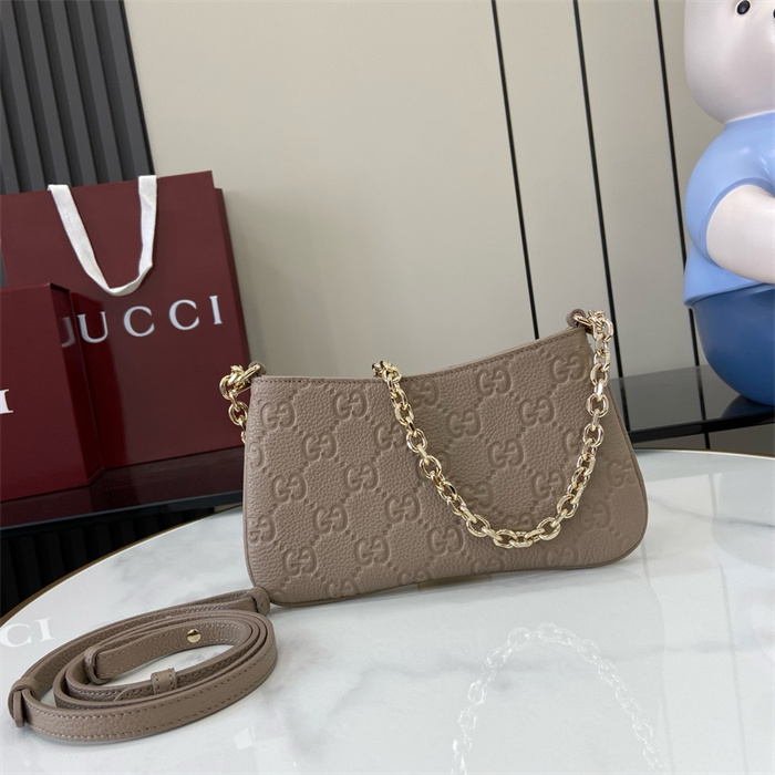 GUCCI 구찌 GG 엠블럼 미니 숄더백 815278 2024/신상 3COLOR