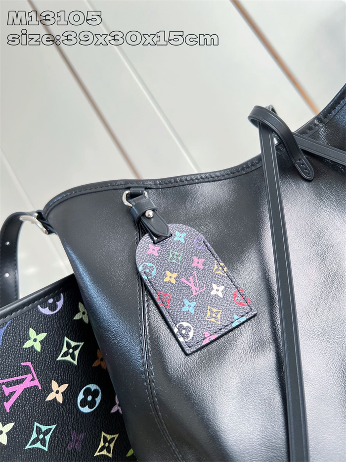 LOUIS VUITTON 루이비통 캐리올 다크 숄더백 MM M13105 2024/신상