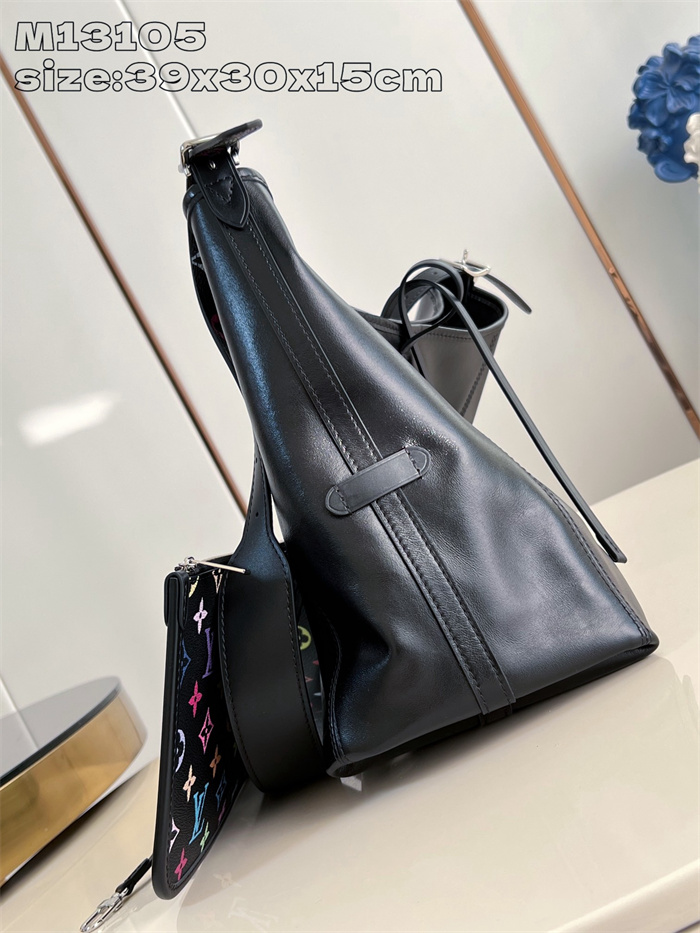 LOUIS VUITTON 루이비통 캐리올 다크 숄더백 MM M13105 2024/신상