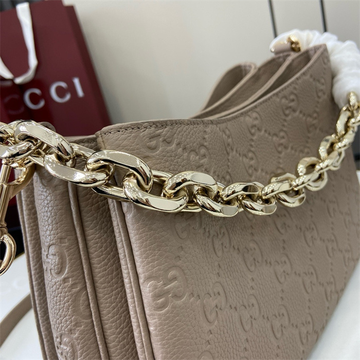 GUCCI 구찌 GG 엠블럼 스몰 숄더백 815263 2024/신상 2COLOR
