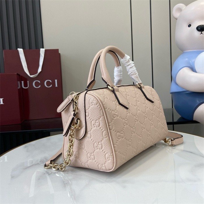 GUCCI 구찌 GG 엠블럼 스몰 탑 핸들백 815255 2024/신상