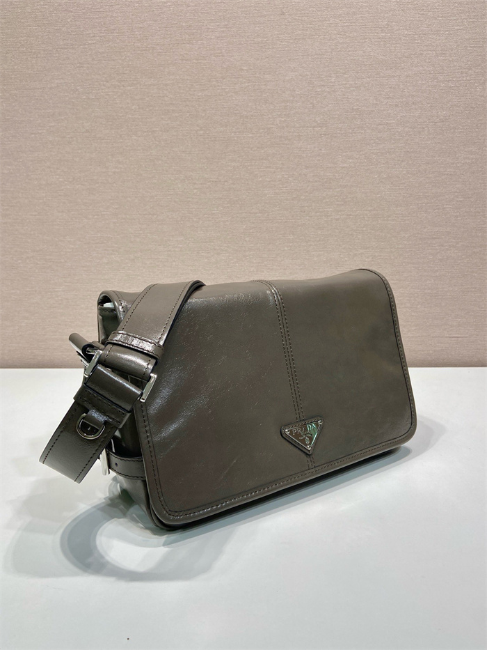 PRADA 프라다 레더 크로스백 2VD073 2024/신상