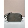 PRADA 프라다 레더 크로스백 2VD073 2024/신상