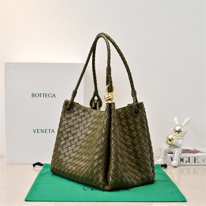 BOTTEGA VENETA 보테가베네타 숄더백 796571 2024/신상 2COLOR