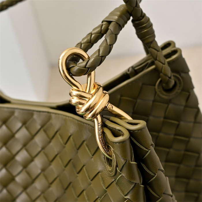 BOTTEGA VENETA 보테가베네타 숄더백 796571 2024/신상 2COLOR