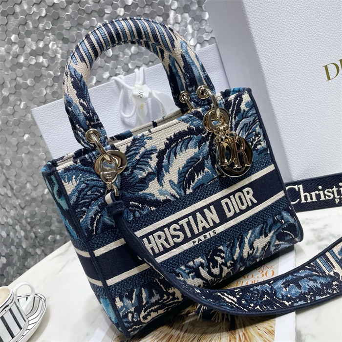 DIOR 디올 레이디 M0565 2024/신상