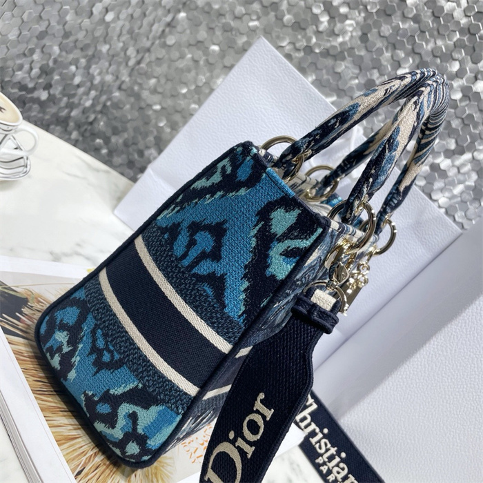 DIOR 디올 레이디 M0565 2024/신상
