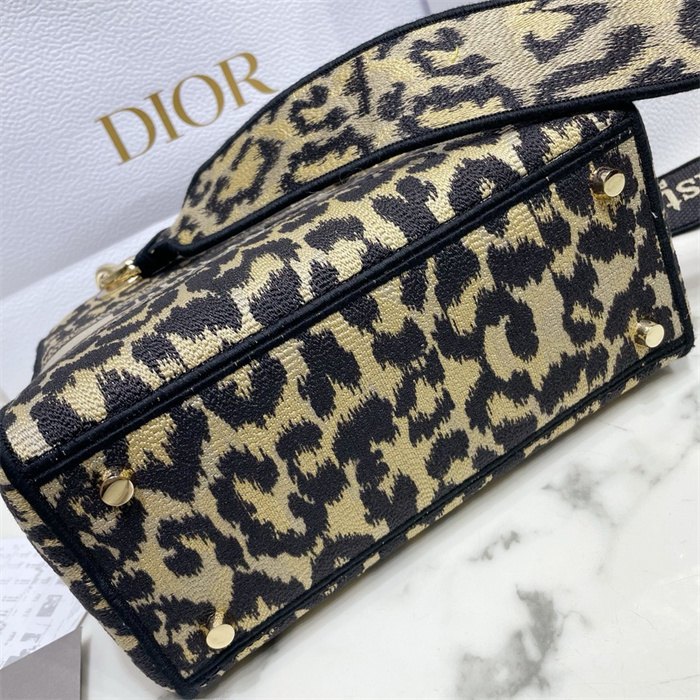 DIOR 디올 레이디 M0565 2024/신상