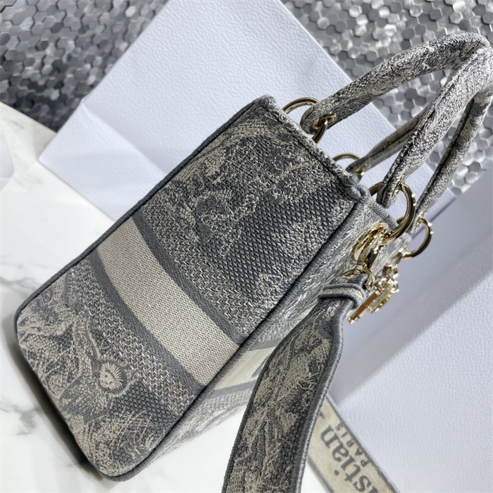 DIOR 디올 레이디 M0565 2024/신상