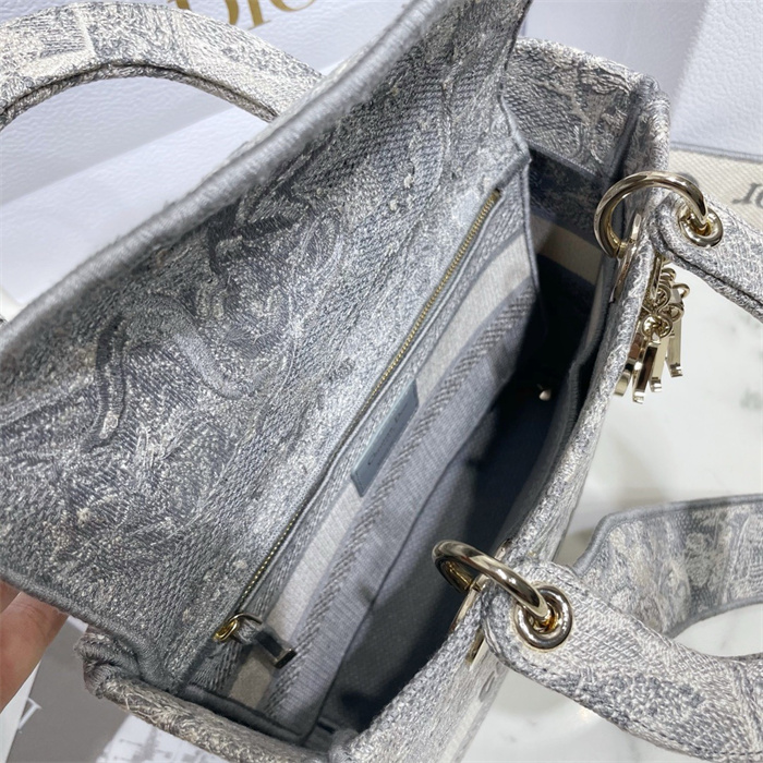 DIOR 디올 레이디 M0565 2024/신상