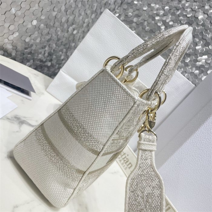 DIOR 디올 레이디 M0565 2024/신상